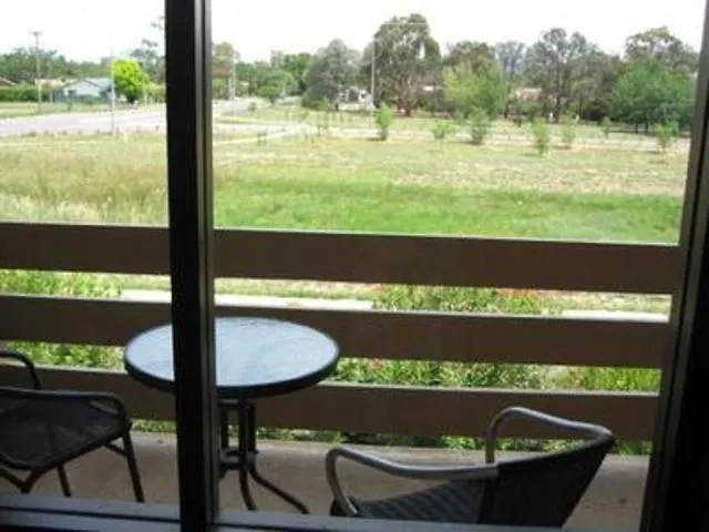 Red Cedars Motel Canberra