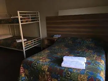 Red Cedars Motel Canberra