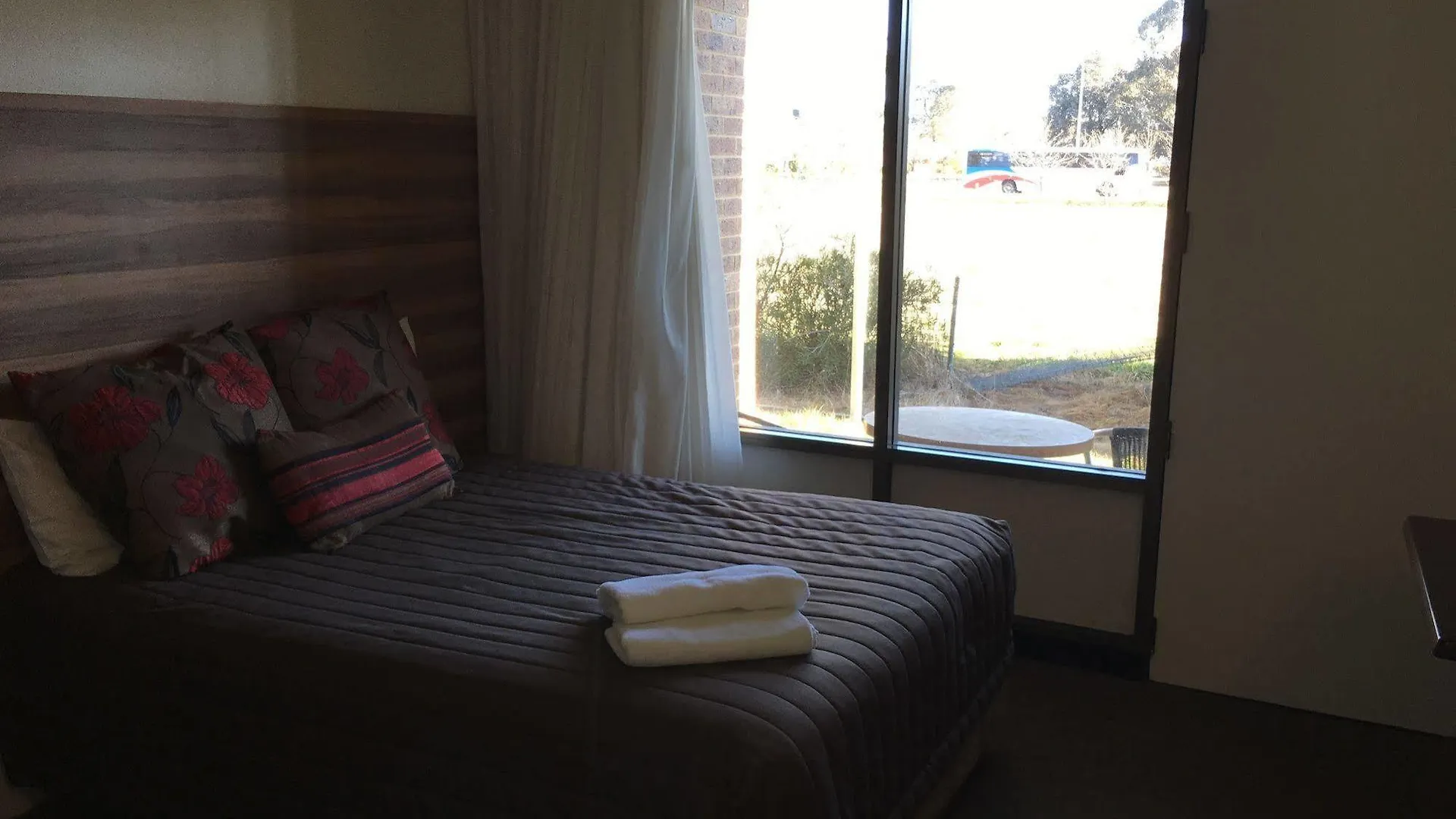 Red Cedars Motel Canberra
