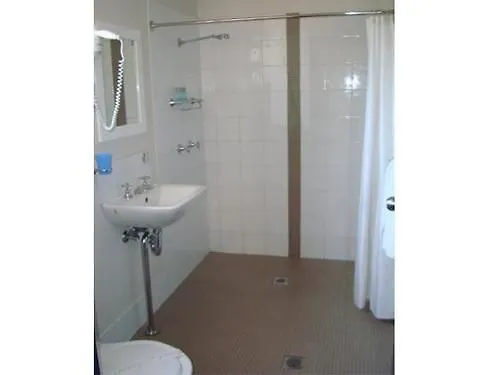 Red Cedars Motel Canberra